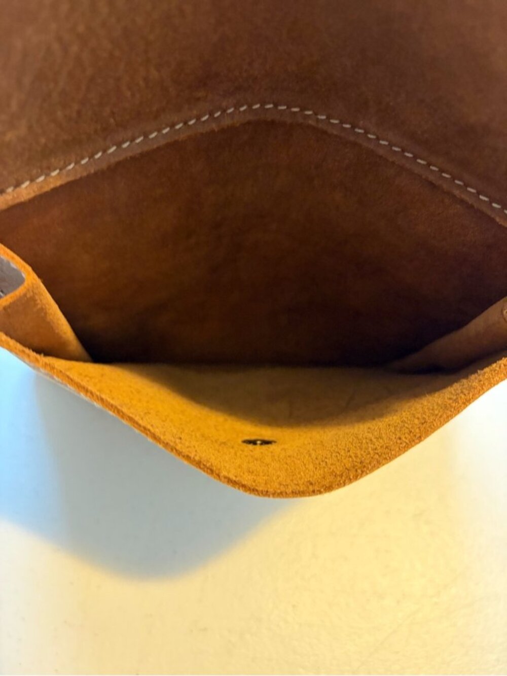 Roots Canada Maple Leaf Urban Pouch Tribe Crossbody Bag Purse Brown Leather - Picture 9 of 11
